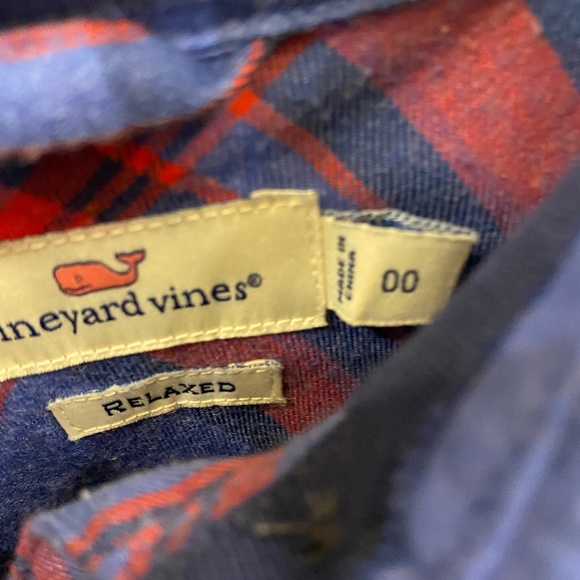 Vineyard Vines Button Down - Picture 3 of 5